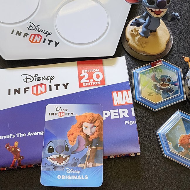 Disney Infinity Figure Base Portal Pad Plus 2 Figures Brave Merida Stitch