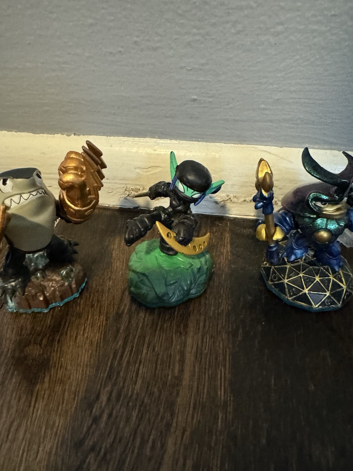 Skylanders Lot Of 4 Figures Dune Bug, Stealth Elf, Chop Chop, Knockout Terrafin
