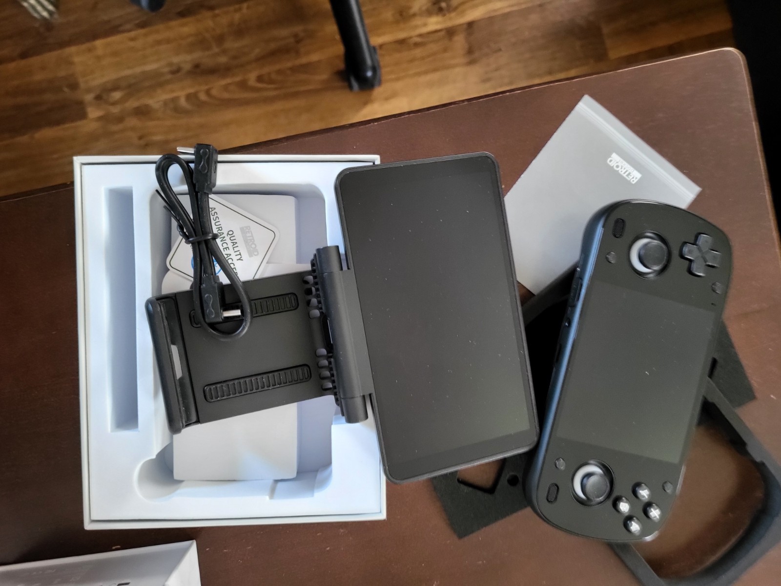 Retroid Pocket Mini V2 Handheld w/ dual screen