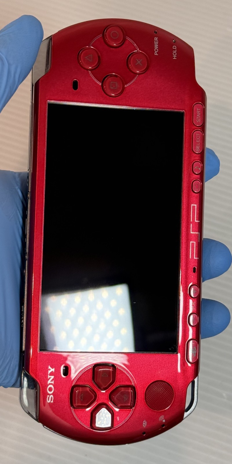 Sony PSP-3000 PSP 3000 Console Red Complete in Box Region Free – Excellent
