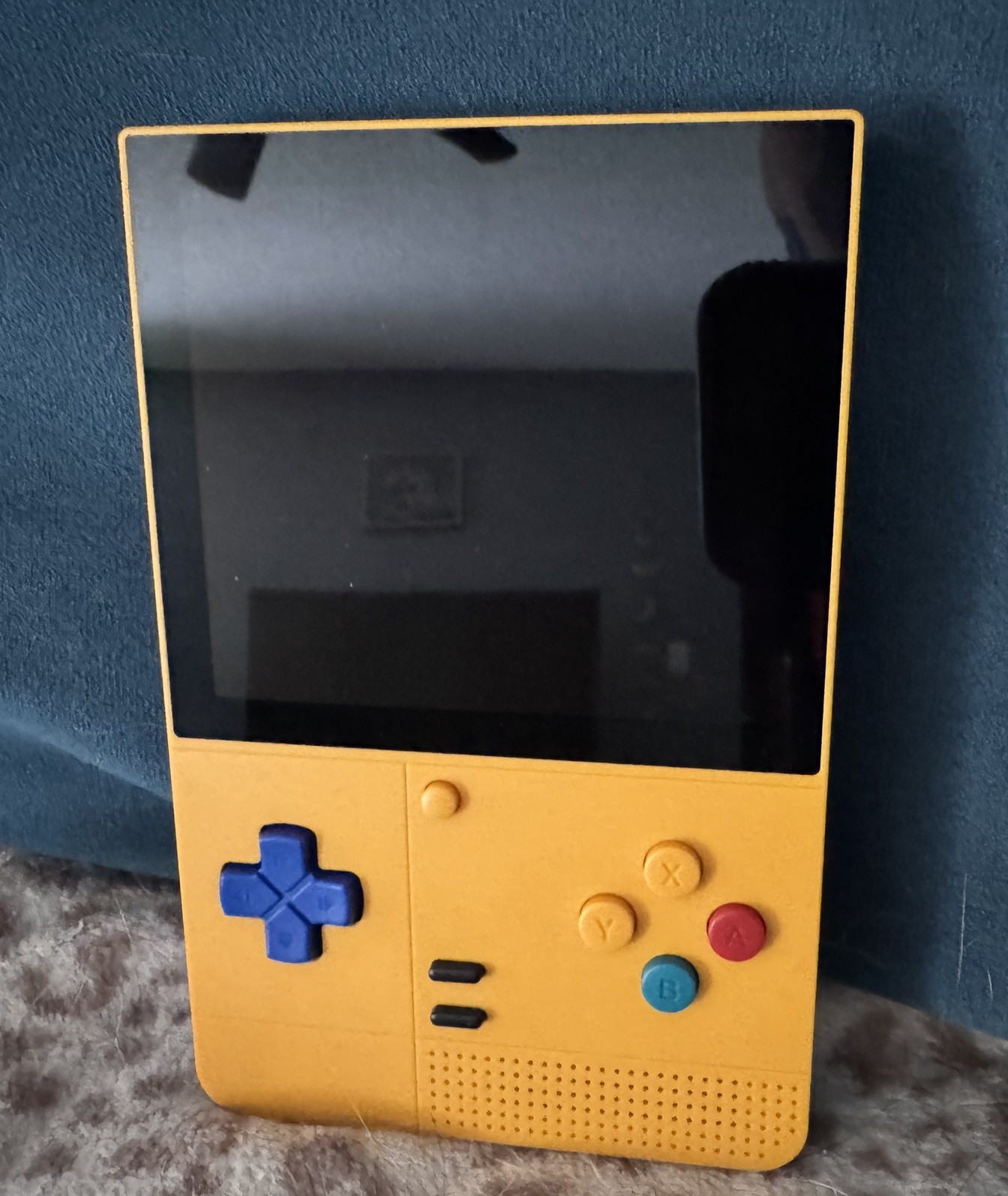 Retroid Pocket Classic – PKM Yellow Excellent condition 6GB+128 w/ purple case