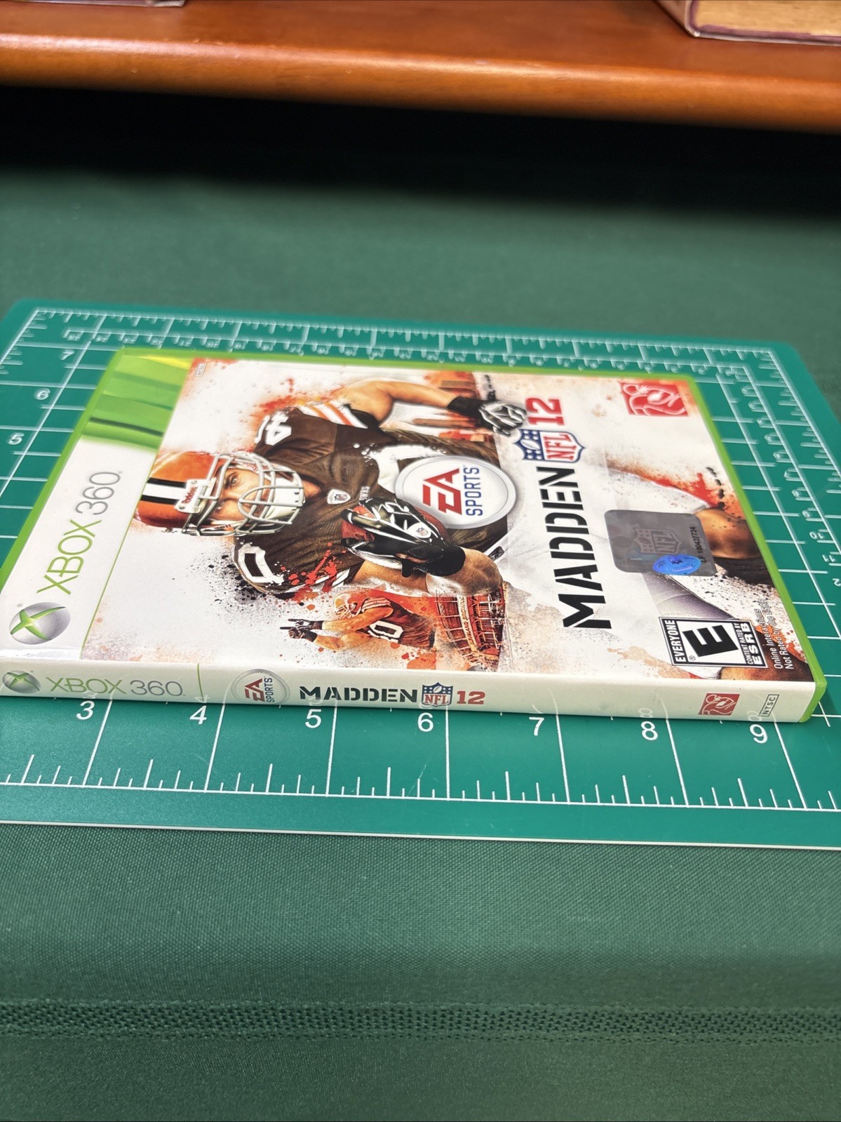 Madden NFL 12 (Microsoft Xbox 360, 2011) No Manual Untested