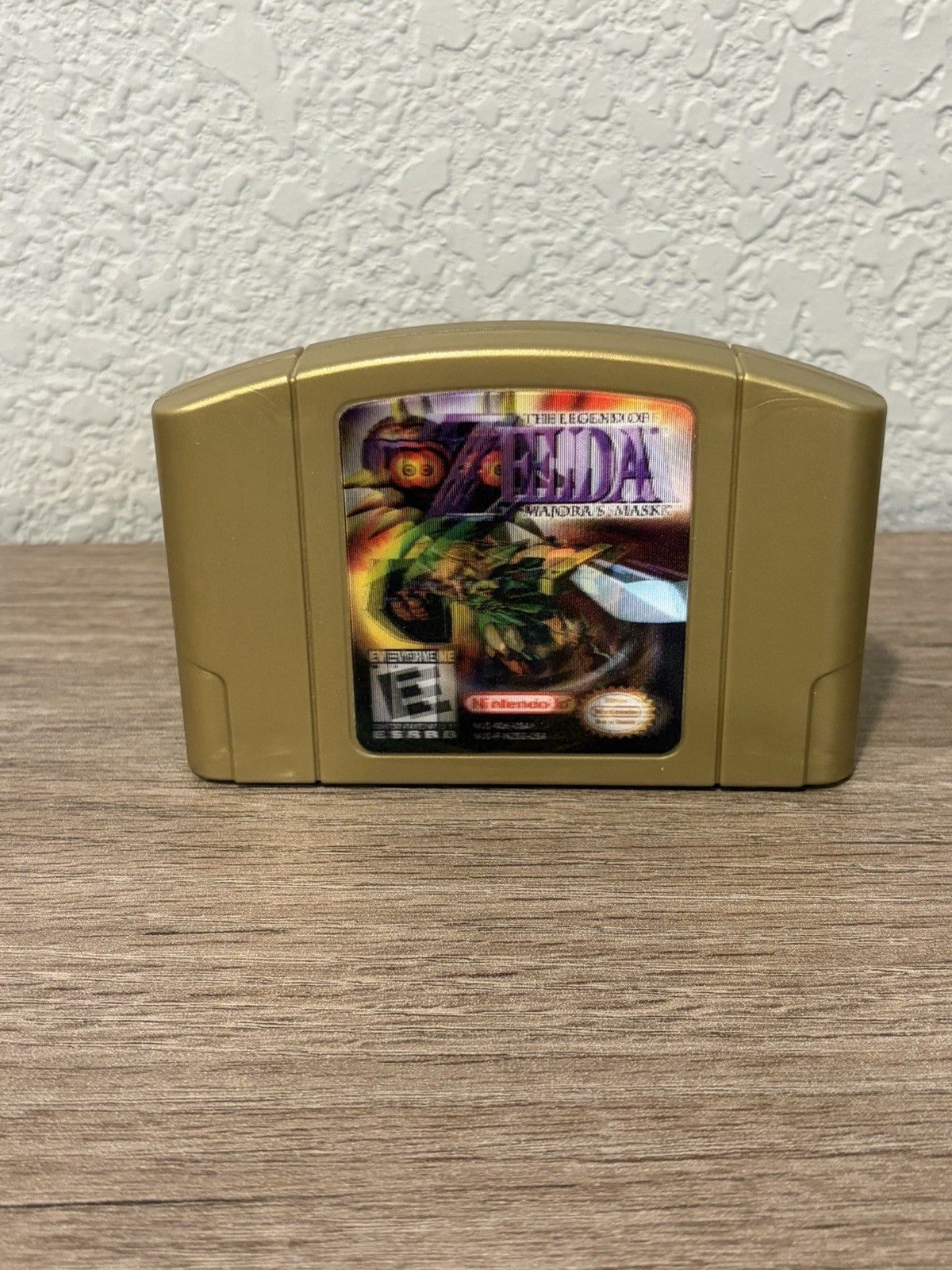 Nintendo 64 The Legend of Zelda: Majora’s Mask Gold Holographic Edition – Tested