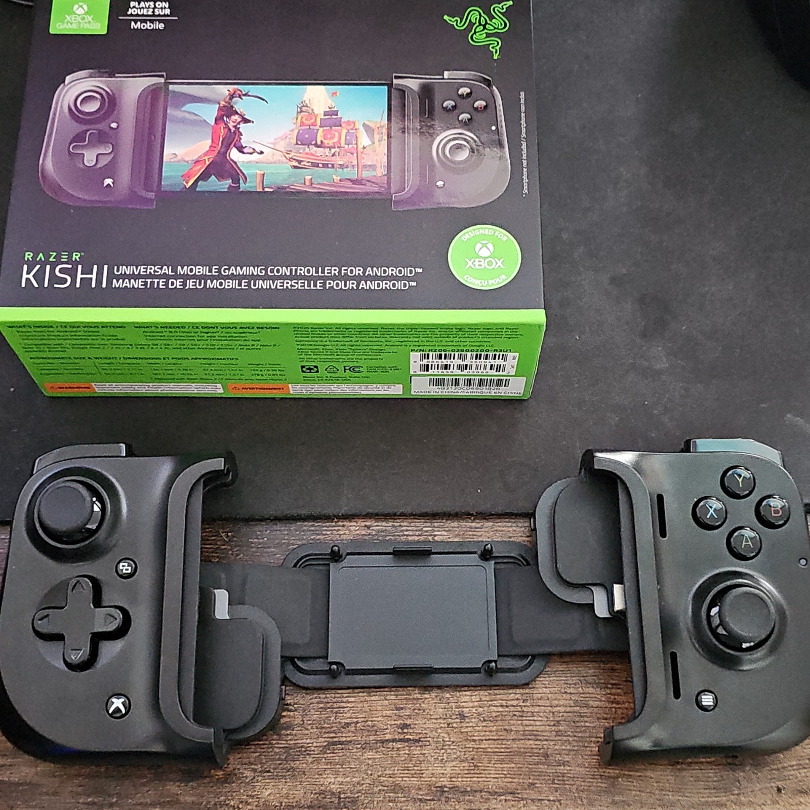 Razer Kishi Mobile Gaming Controller for Android Xbox USB-C Ergonomic Black