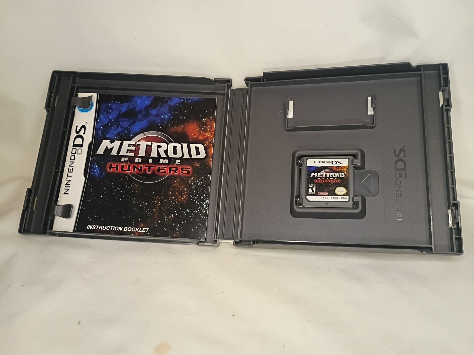 Metroid Prime Hunters – Nintendo DS complete edition with case and booklet 🔥🔥