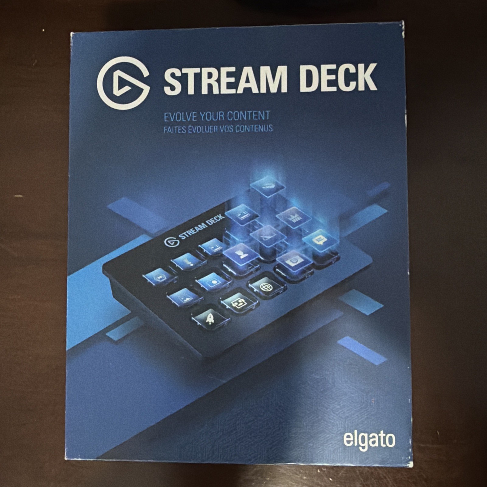 Elgato Stream Deck – Live Production Controller with 15 Customizable LCD Keys