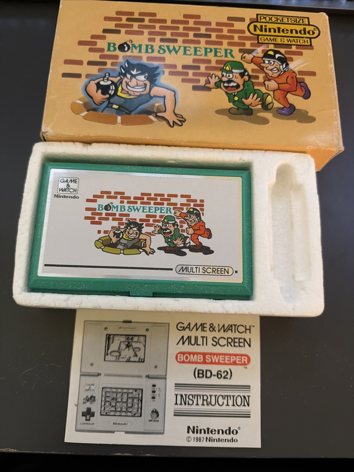 Nintendo Game & Watch BD-62 Bomb Sweeper Handheld Multi Screen 1987 MINT!