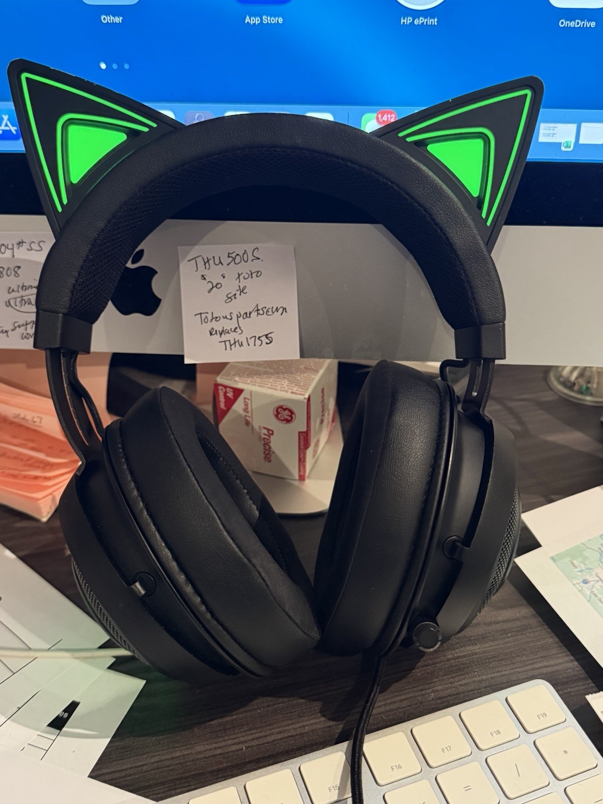 Razor Kraken Kitty V1 RGB USB Headset THX 7.1Surround in Camarillo Ca 93010