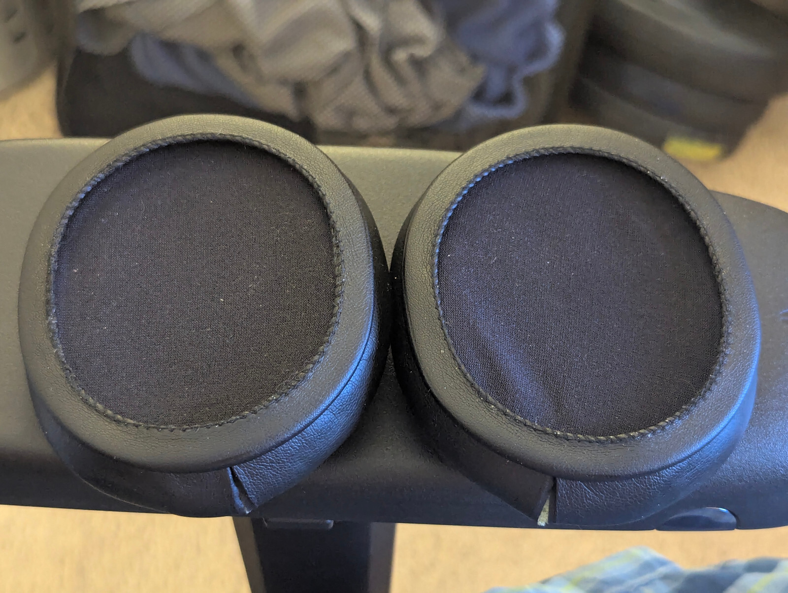 SteelSeries Arctis Pro Black Soft Synthetic Leather + Memory Foam Ear Cushions