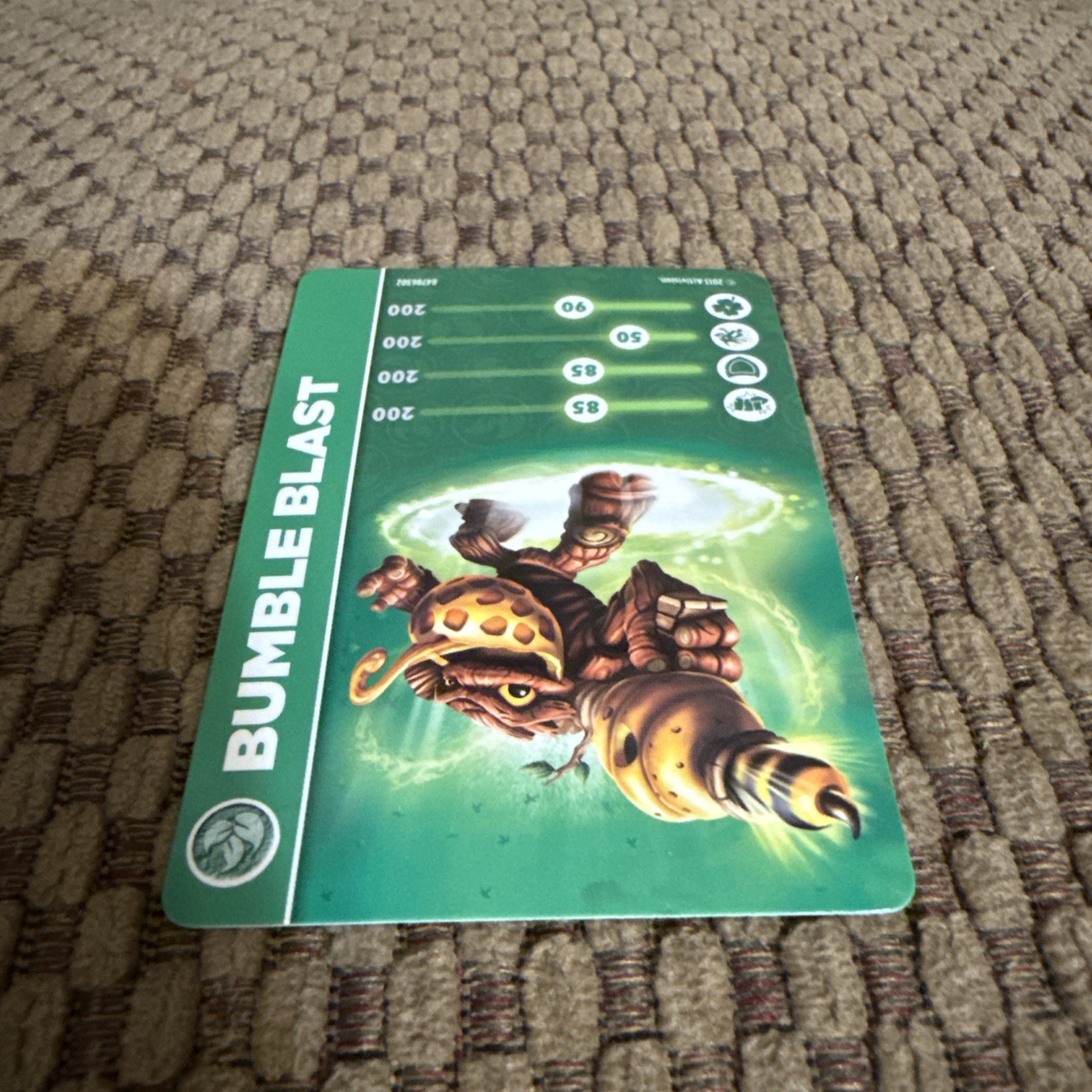 Skylanders Bumble Blast and Jolly Bumble Blast Figures With Stickers And Cards