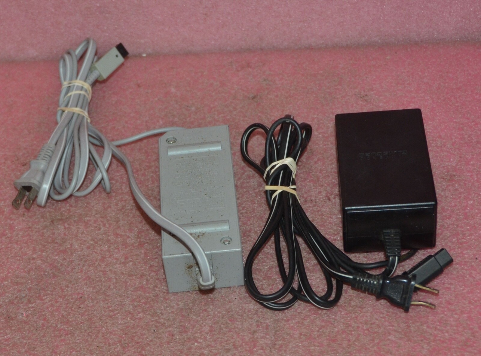 Microsoft Xbox / Nintendo AC Adapter and Cable Lot.
