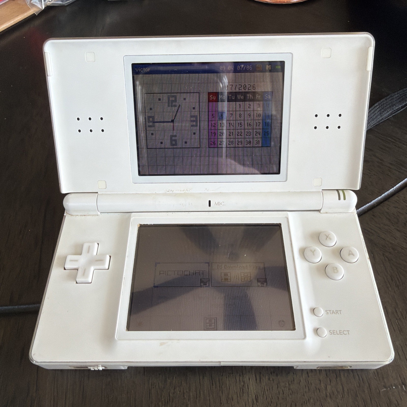 Nintendo DS Lite White Handheld System Working Condition W/stylus And Charger