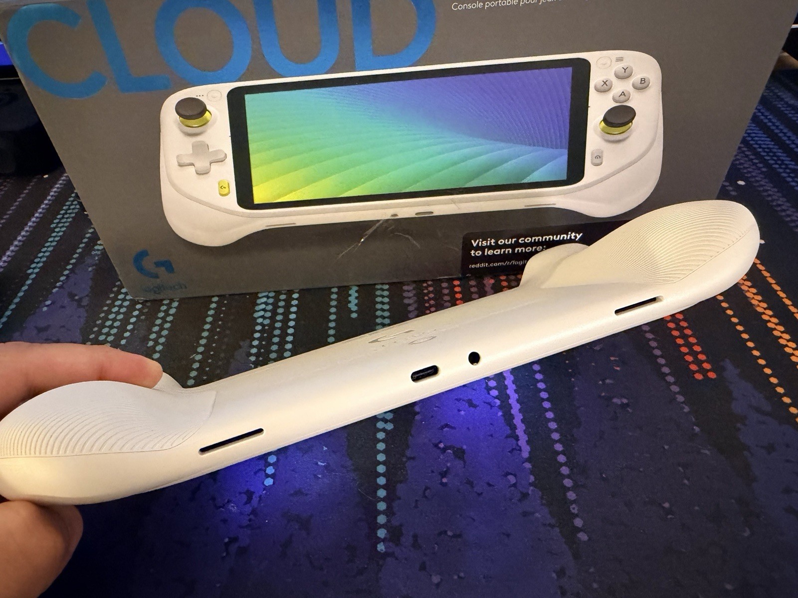 Logitech G Cloud 64GB Handheld Video Game Console System White 1080p 7 In Scree