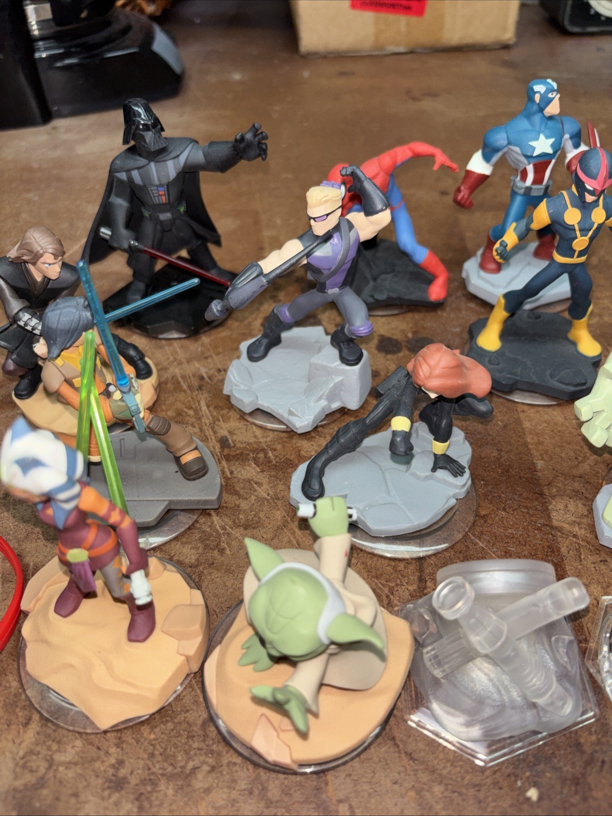 Disney Infinity Stars Wars Marvel Super Heroes Lot Power Discs 29 Pieces EUC