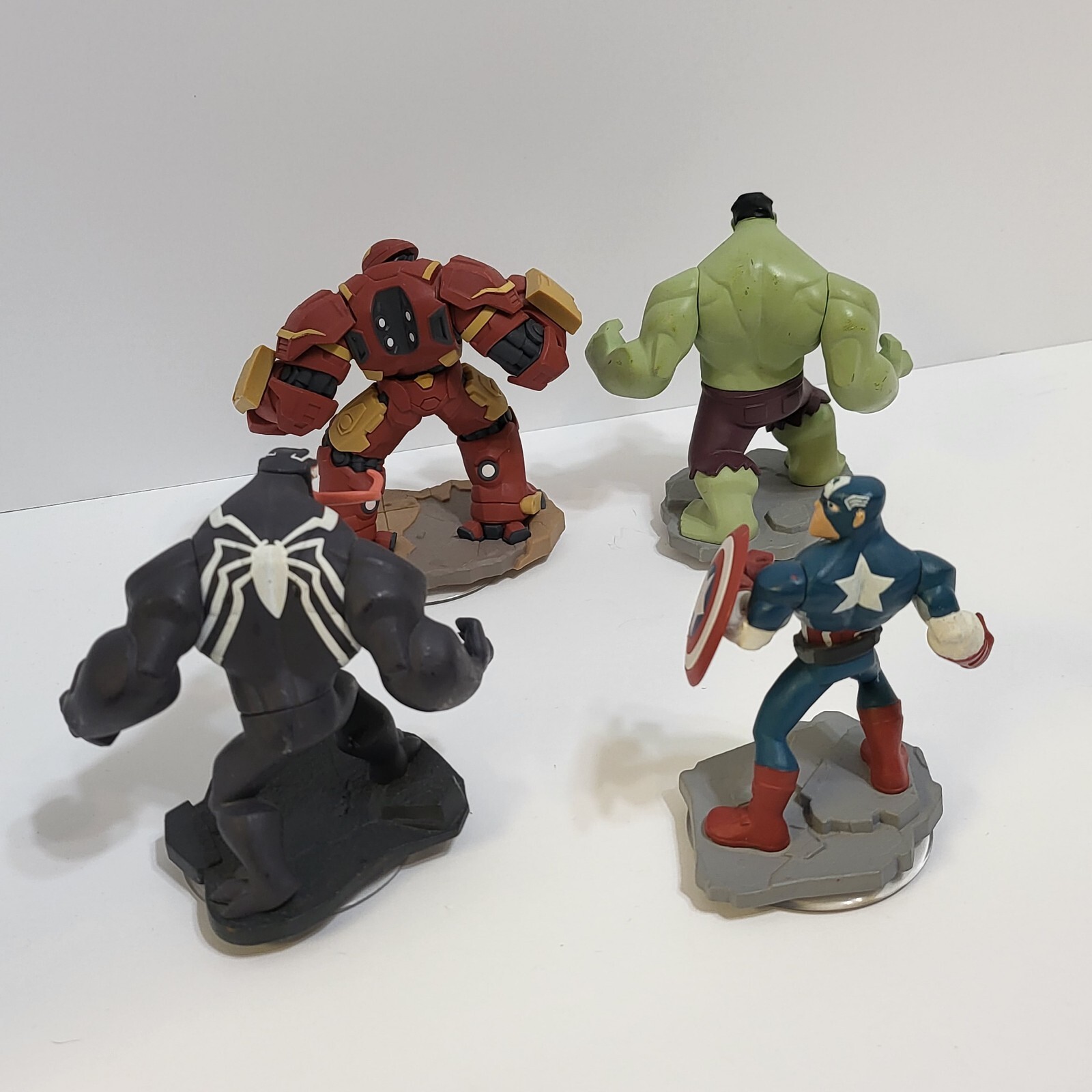Disney Infinity Avengers,HULK, HulkBuster, Venom & Captain America