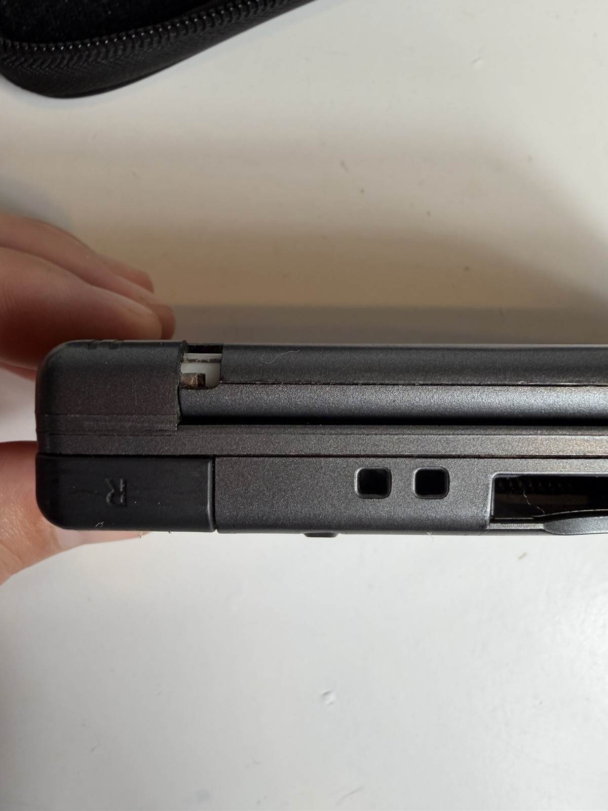 Used Nintendo DS Lite Handheld Console w/ charger READ DESC