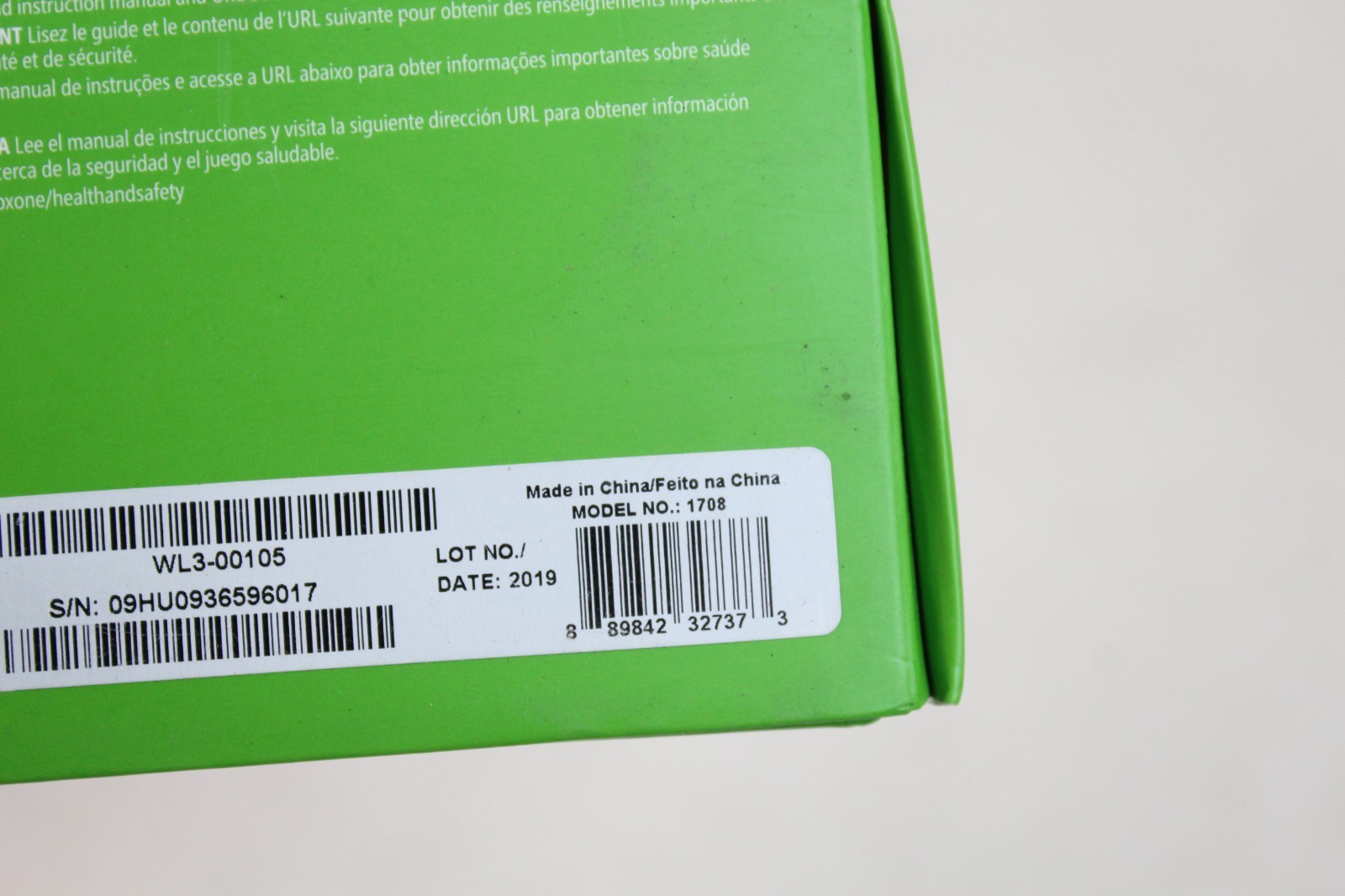 Microsoft Xbox One Wireless Controller Model 1708 Gray Light Blue Wireless