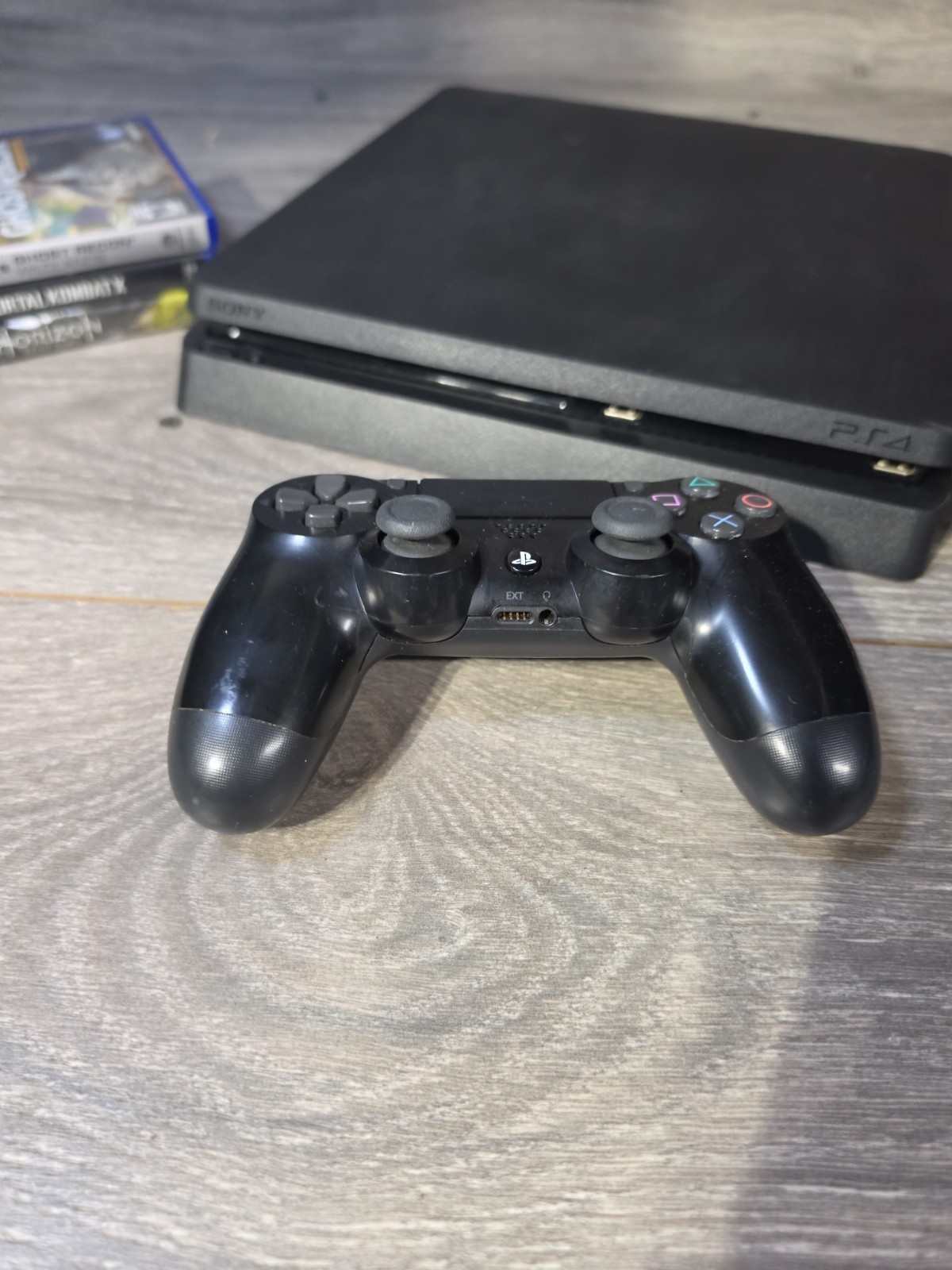 SONY PLAYSTATION 4 PS4 CUH-2215B 1 TB CONSOLE 3 GAME BUNDLE W CONTROLLER & CORD
