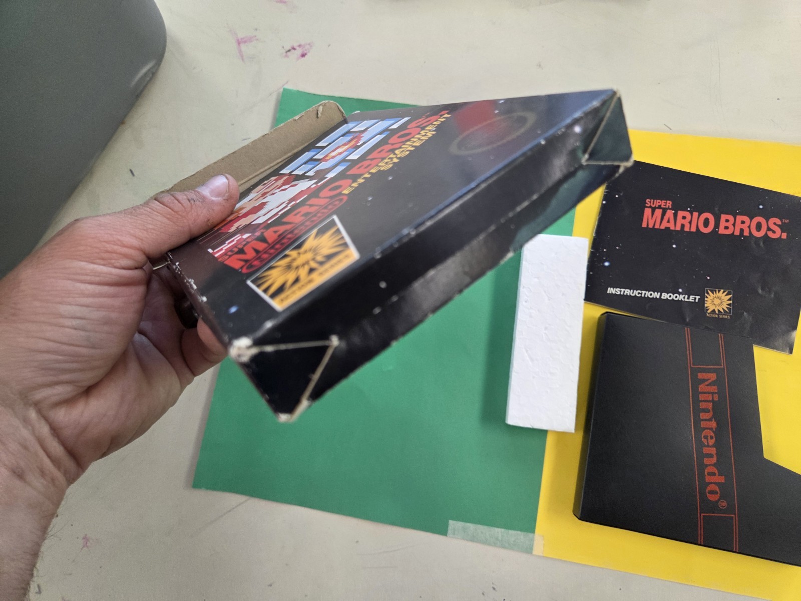 Super Mario Bros. (Nintendo NES, 1985) 5 Screw Hang Tab Box Manual Foam &sleeve