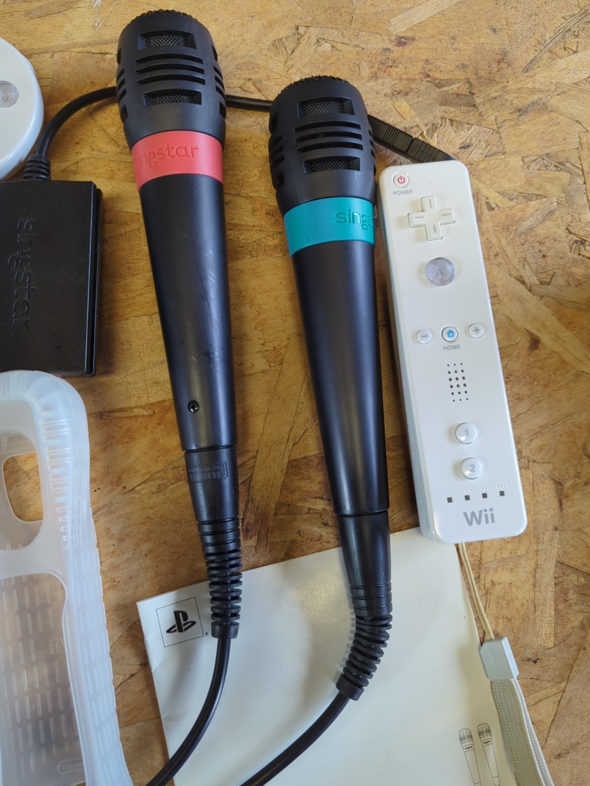 Remote Controller Lot for Nintendo Wii Console,Singstar Microphones Manual