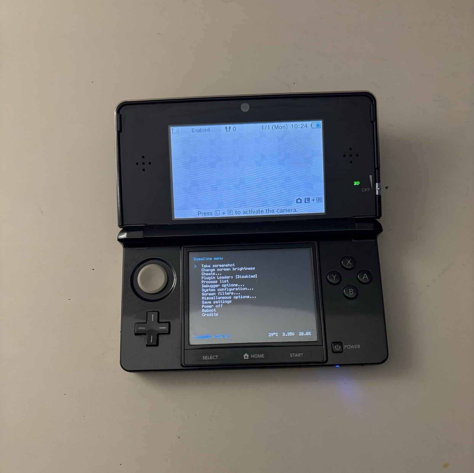 Nintendo 2DS/3DS Handheld Console Lot (3) Black/Blue White/Red Black 3DS