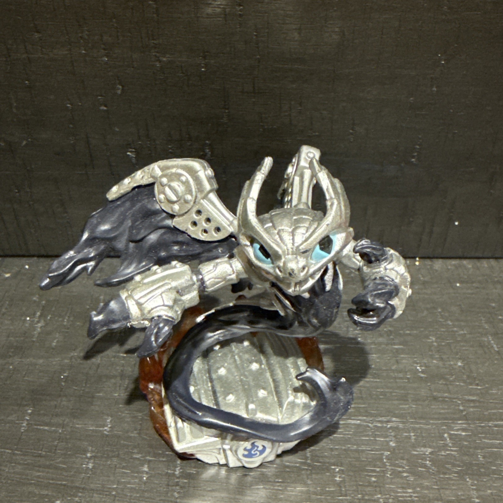 Skylanders Superchargers Dark Spitfire figure