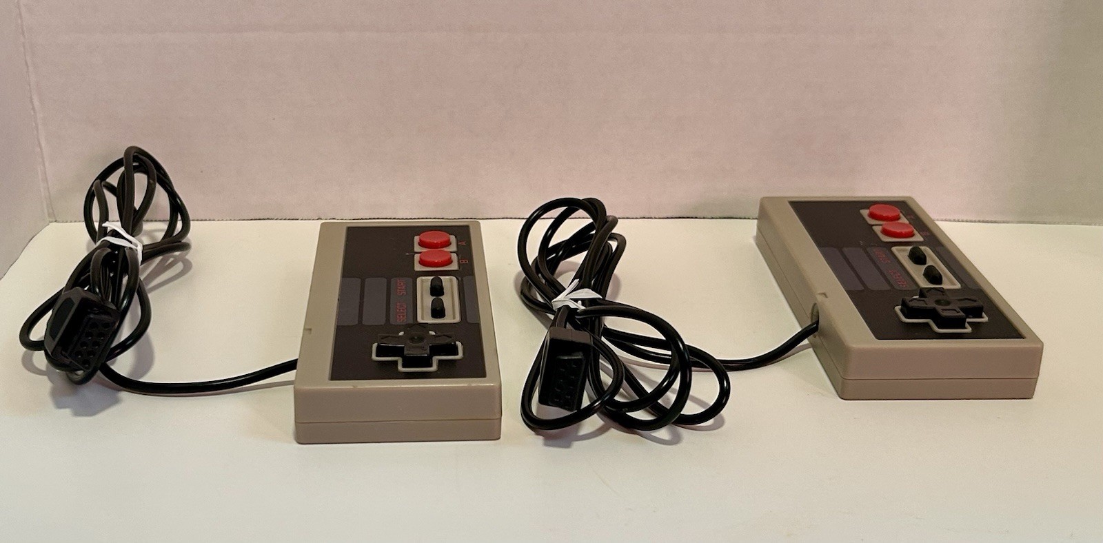 Knockoff NES Classic Edition OEM Mini Console, Controller & Cords 88 Games In 1