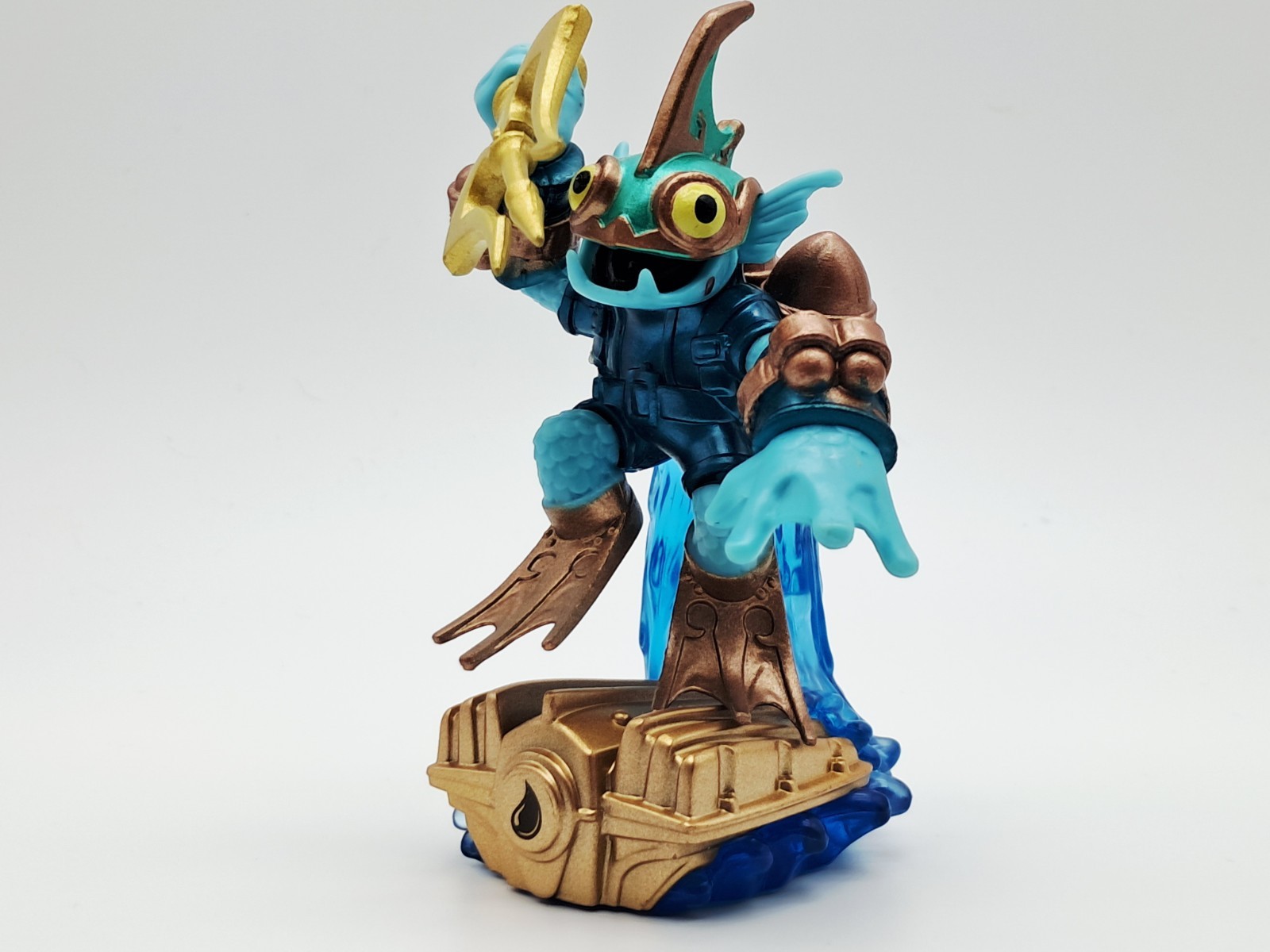 Skylanders SuperChargers Deep Dive Gill Grunt Activision Toy Figure Collectible