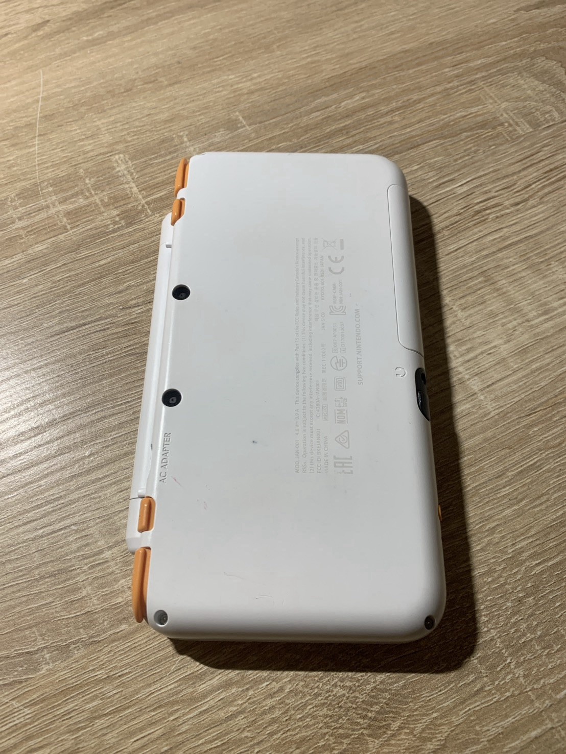 9993 Nintendo New 2DS LL White Orange Very Good TESTED