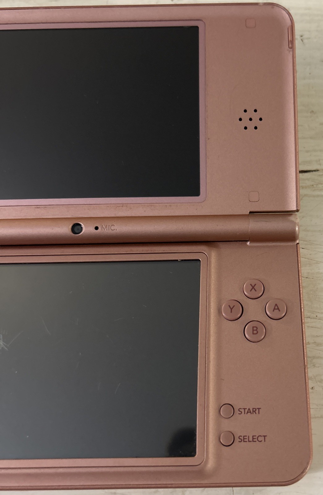 Nintendo DSi XL Handheld System Pink W/power Adaptor