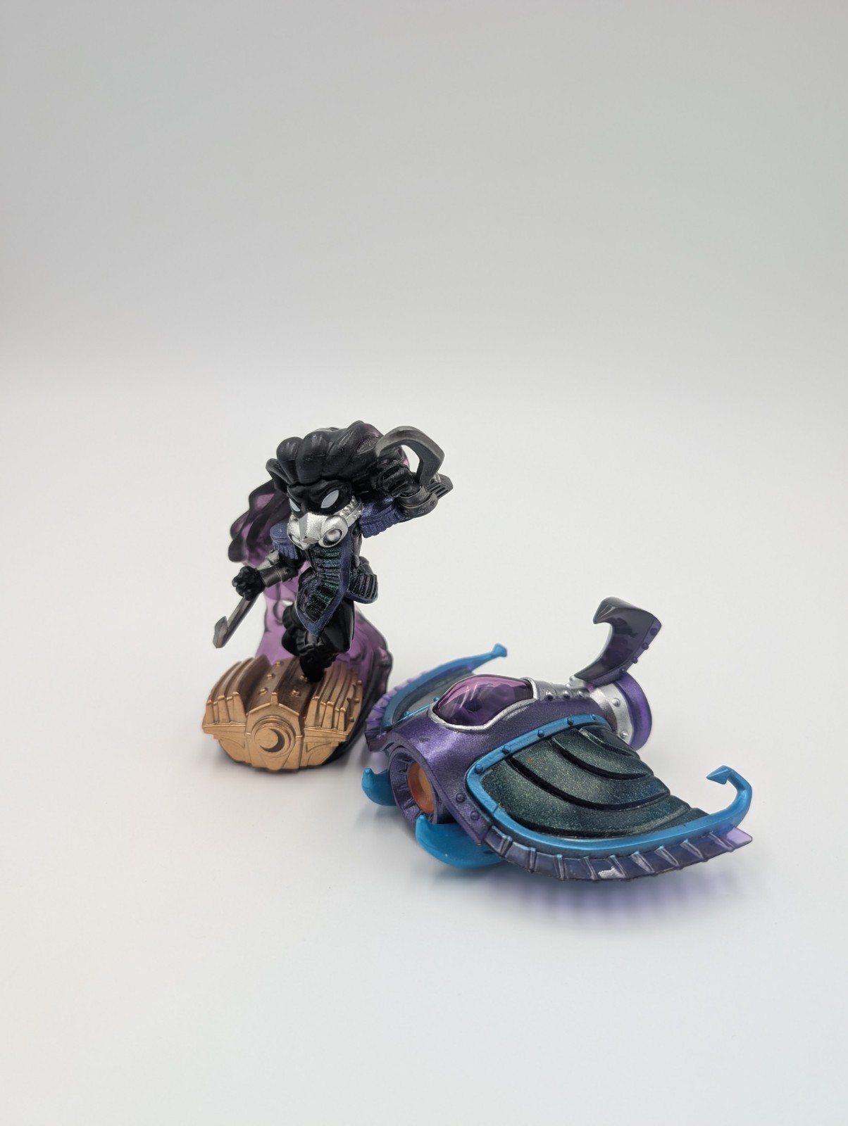 Skylanders Superchargers Nightfall and Sea Shadow