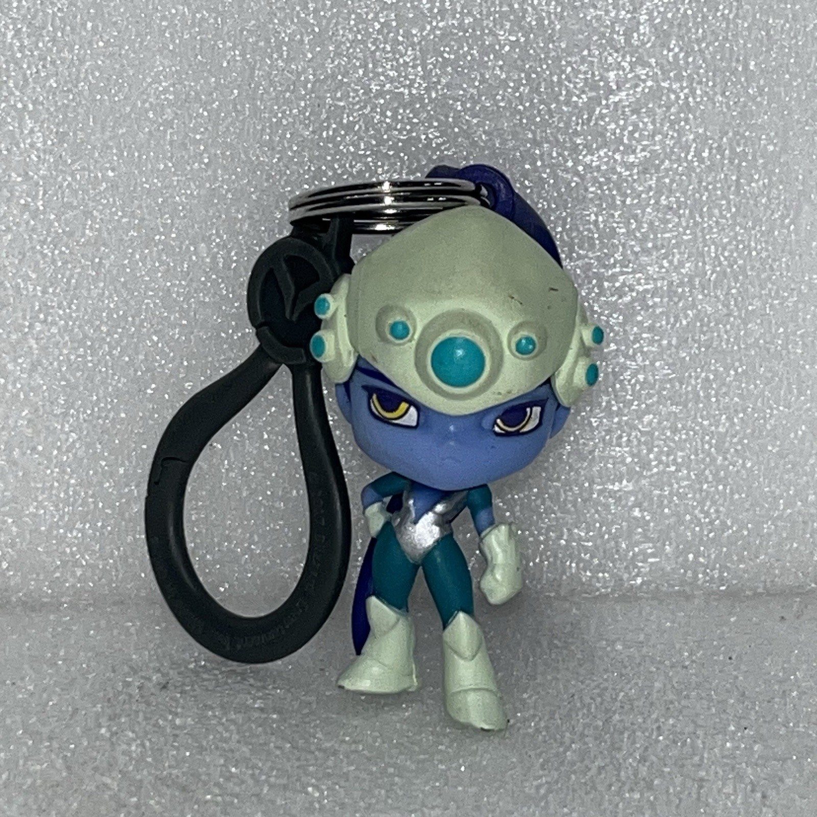 Blizzard Overwatch Backpack Clips Hangers Series 2 Widowmaker Figure Blizzcon
