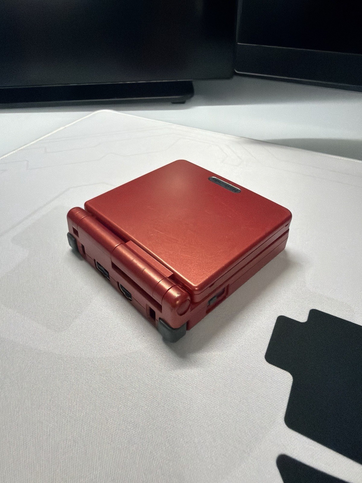 EXCELLENT Condition Flame Red Nintendo Game Boy Advance SP AGS-001