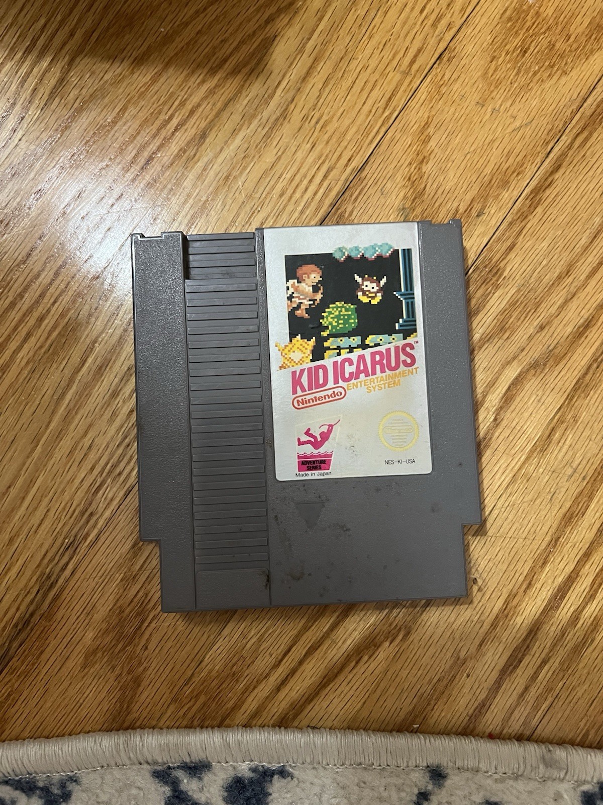Nintendo NES Kid Icarus 1987 Video Game Cartridge with Protective Sleeve