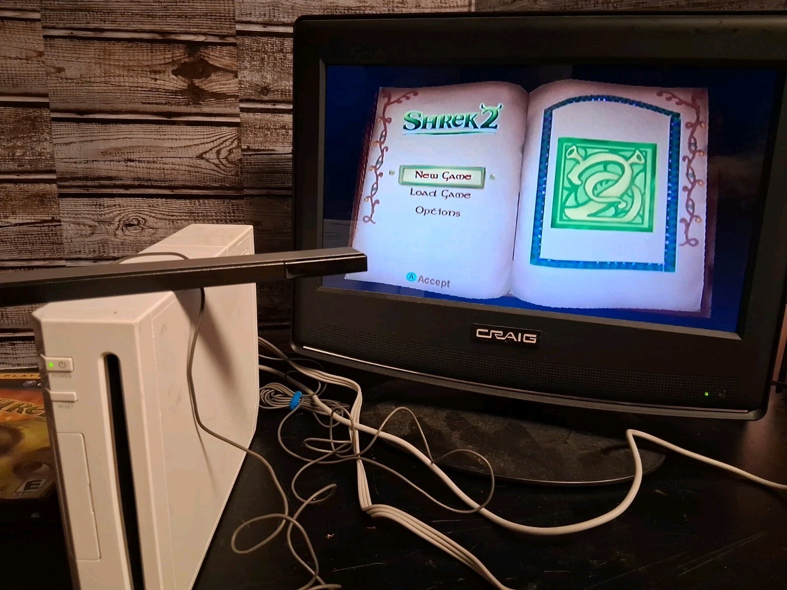 Nintendo Wii RVL-001 512 MB Console White w/Cables, Sensor Works. READ!!