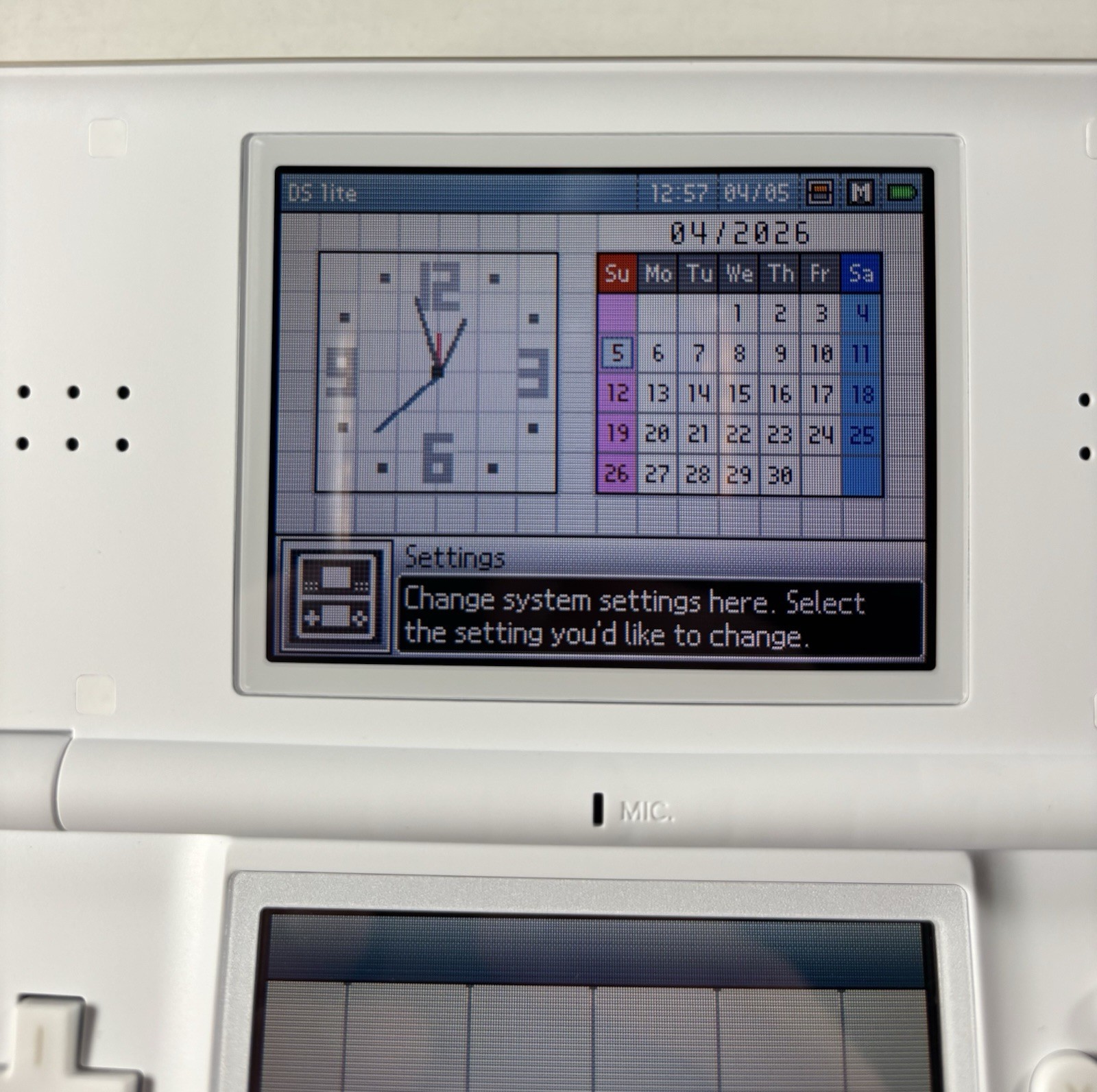 Nintendo DS Lite OEM White Handheld System LOT (USG-001) + 4 Games & Case CLEAN!