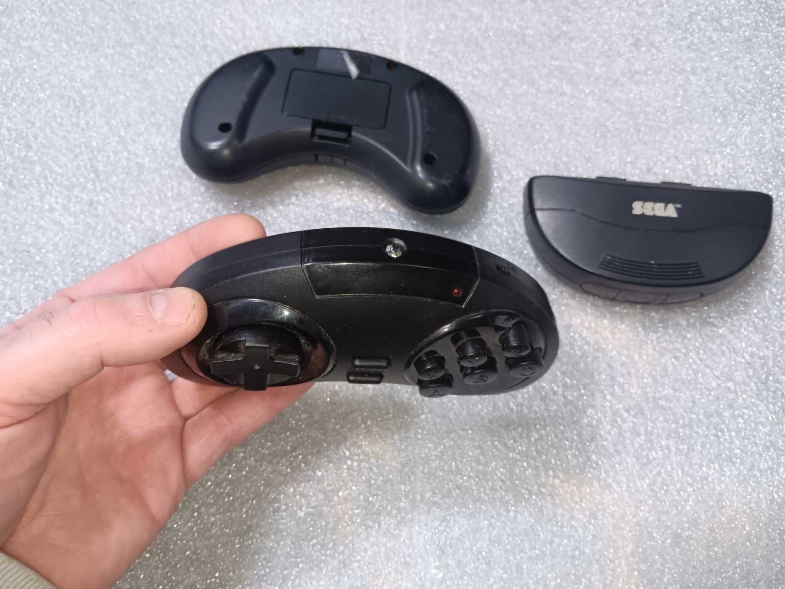Sega Genesis EXACT-UNTEST Receiver MK-1648 w/MK-1629 & 1-OTHER-WEAR-RUST-PARTS