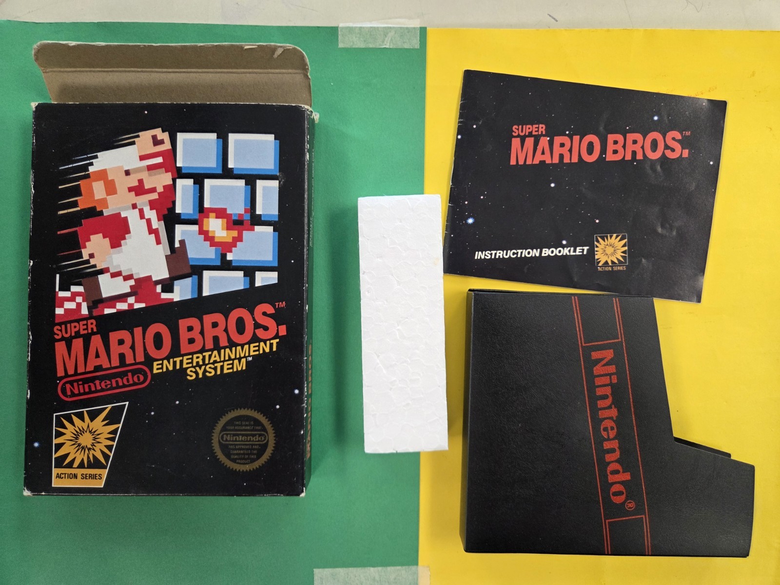 Super Mario Bros. (Nintendo NES, 1985) 5 Screw Hang Tab Box Manual Foam &sleeve
