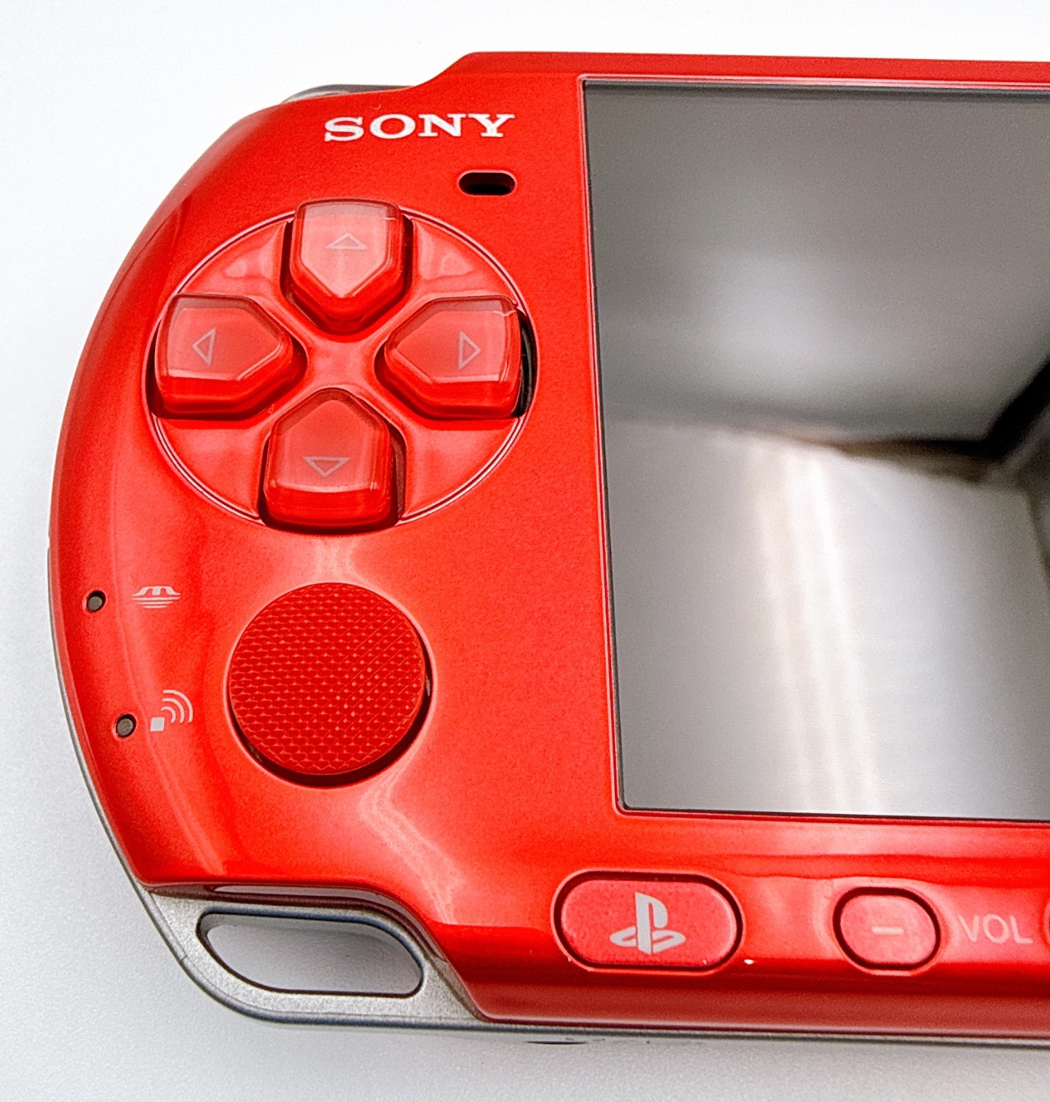 Sony PSP-3000 PSP 3000 Console Red Complete in Box Region Free – Excellent