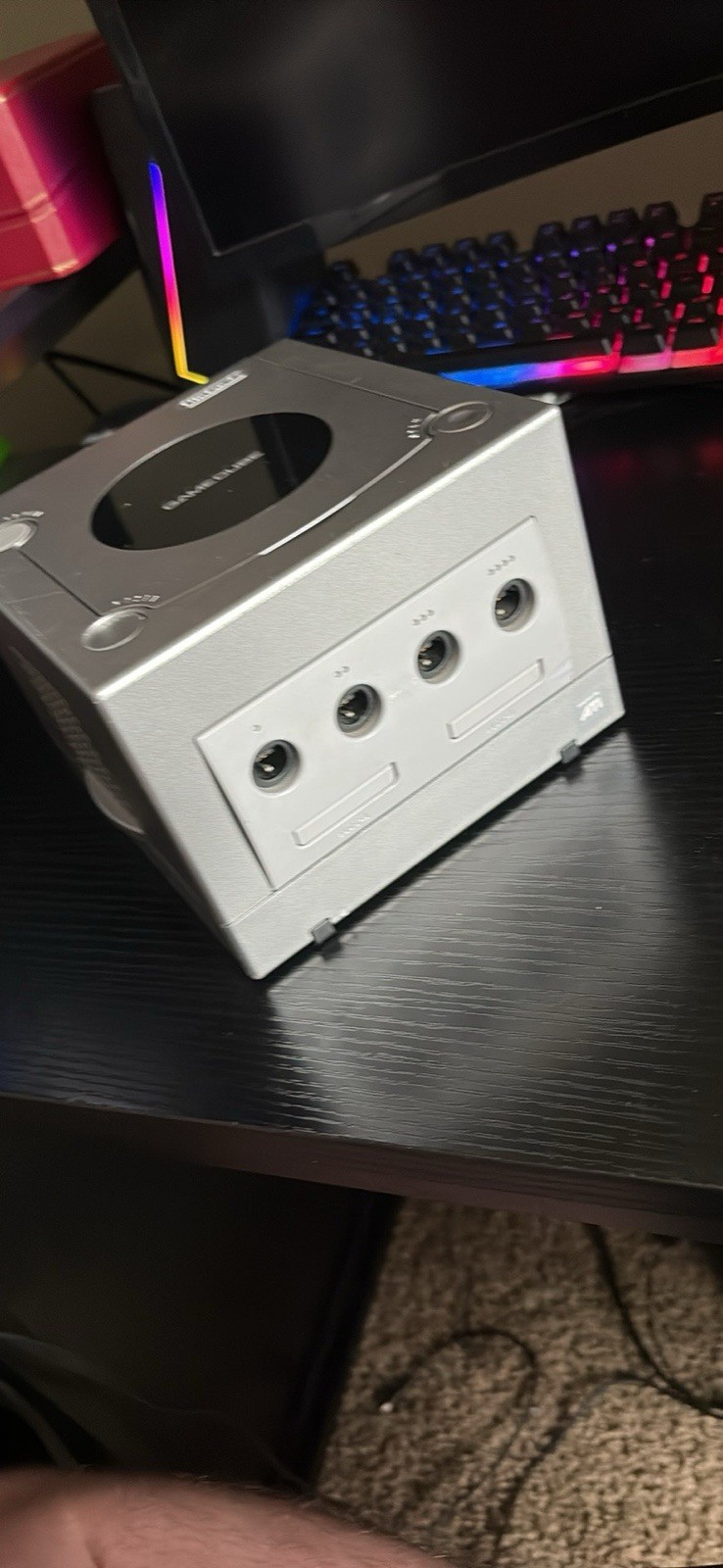 Nintendo GameCube Silver Console DOL-001(USA) NTSC-U/C Composite RCA Port