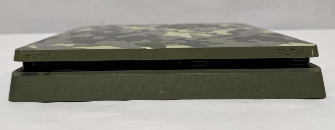 Sony PlayStation 4 Slim Call of Duty: WWII Camouflage Console