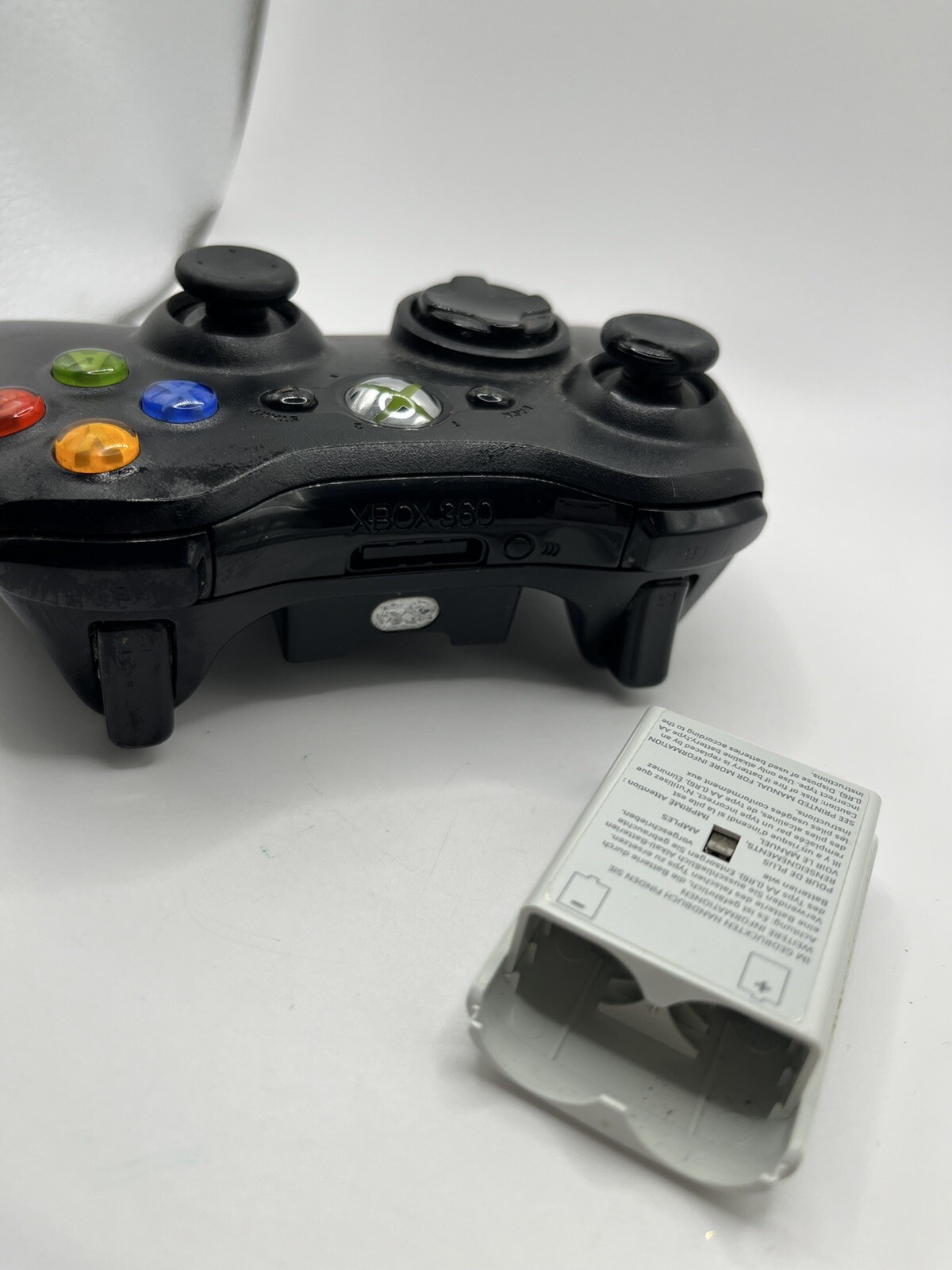 Microsoft XBOX 360 Wireless Controller- Tested does not work , not sure why