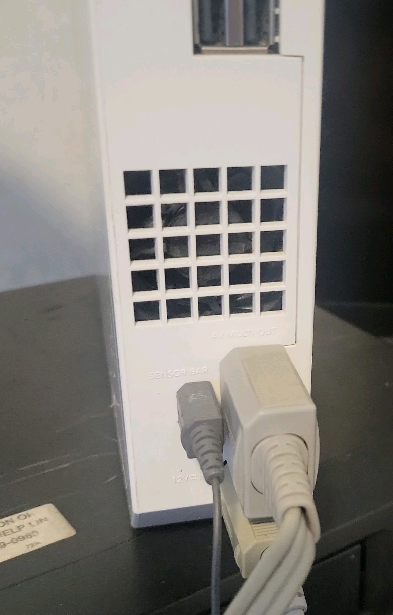 Nintendo Wii RVL-001 512 MB Console, White Bundle Deal With Games, Controller