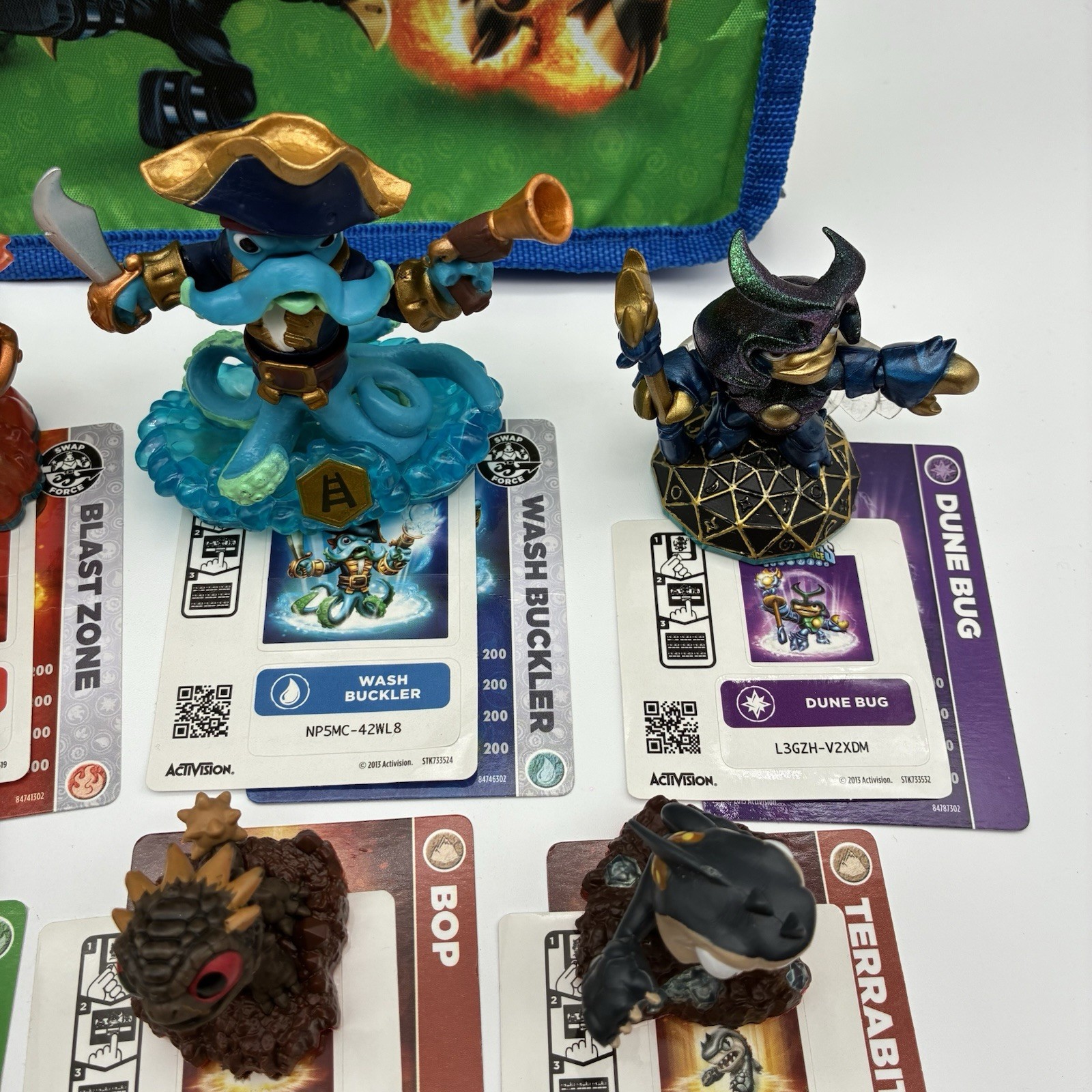 Skylanders Lot of 20 Spyro Giants Swap Force Trap Team Mixed Bundle Portals Case