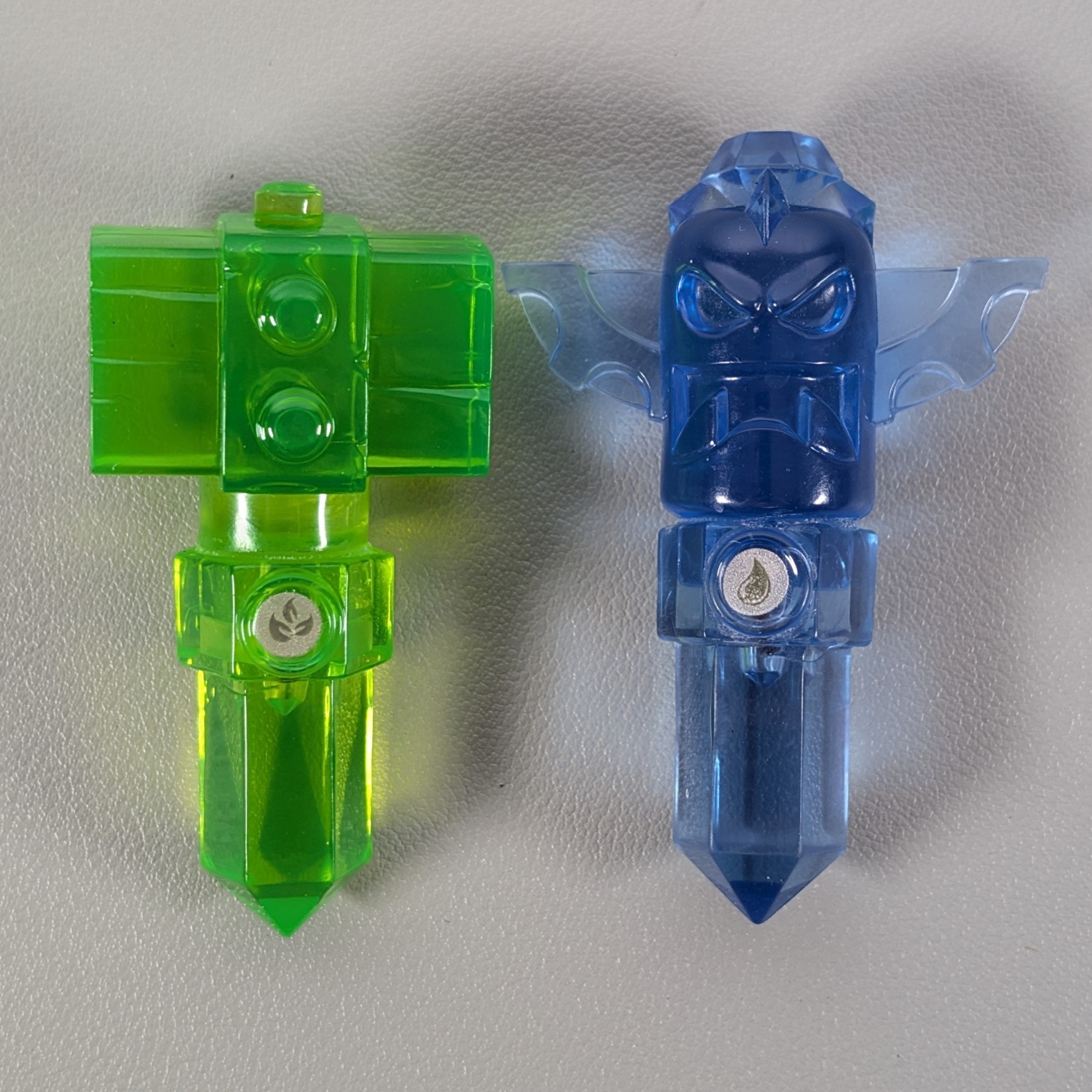 Skylanders TRAP TEAM Traps: LIFE HAMMER (weed whacker) & WATER TIKI (tidal tiki)
