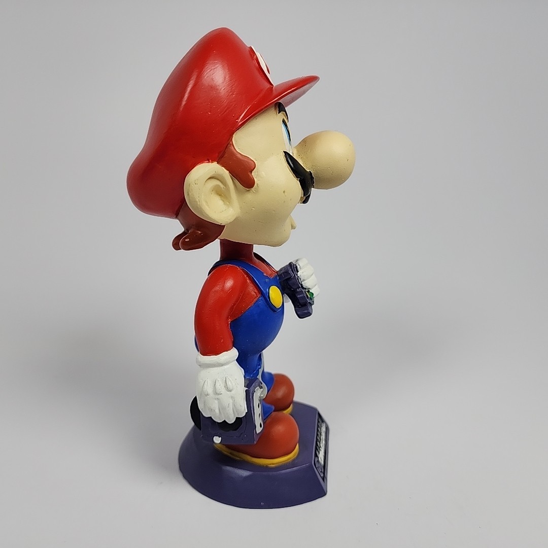 Nintendo GameCube Mario Bobblehead Figure 2002 Target Exclusive Limited Edition