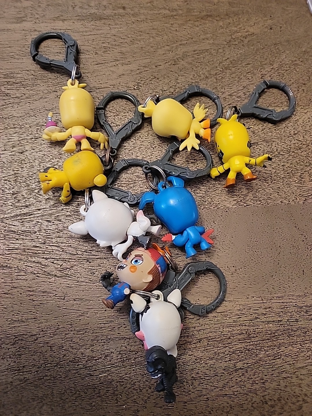 8 Five Nights At Freddys Backpack Clip Collector Mystery Blind Bag keychains lot