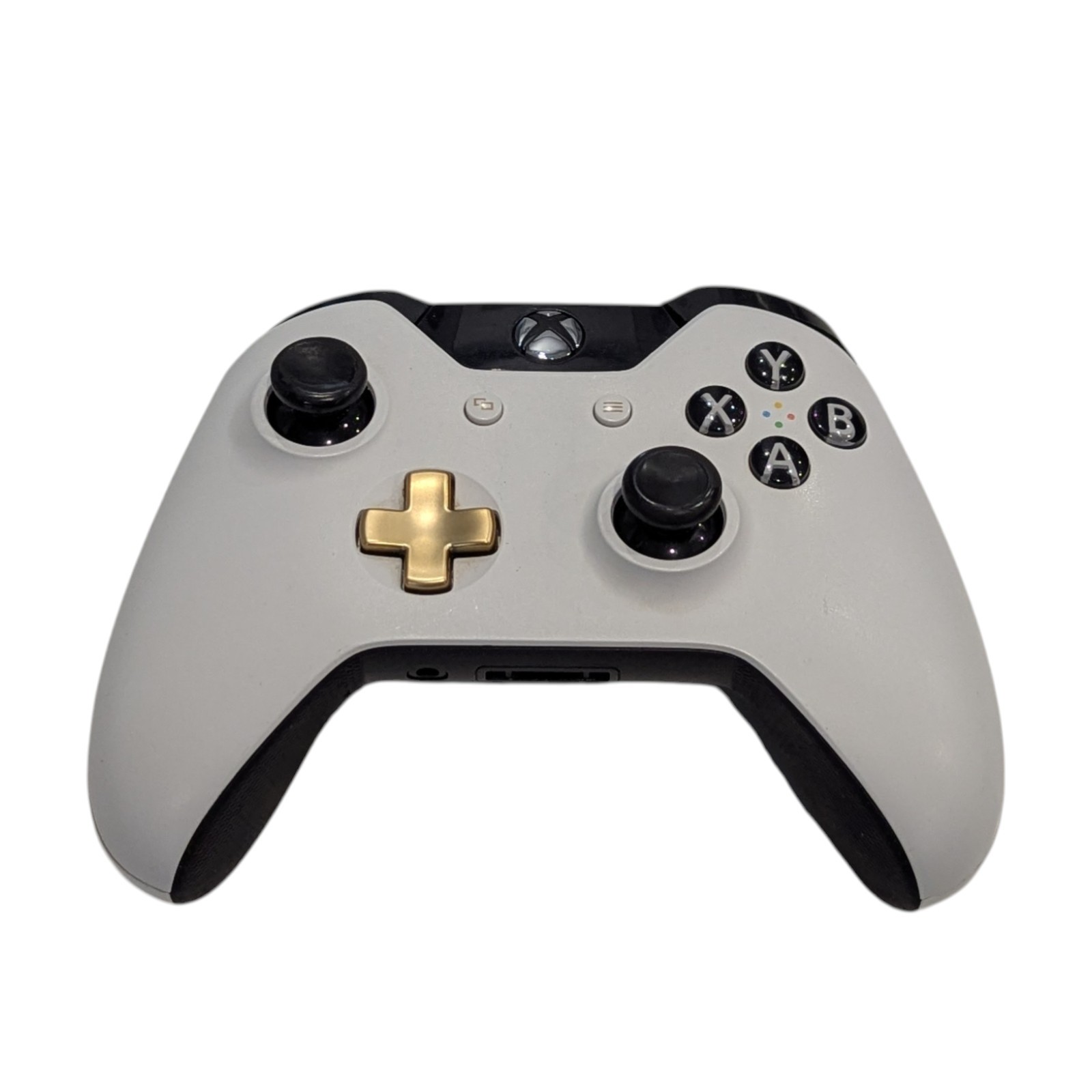 Microsoft Xbox One Wireless Controllers 1697 1708 Tested – Black And White
