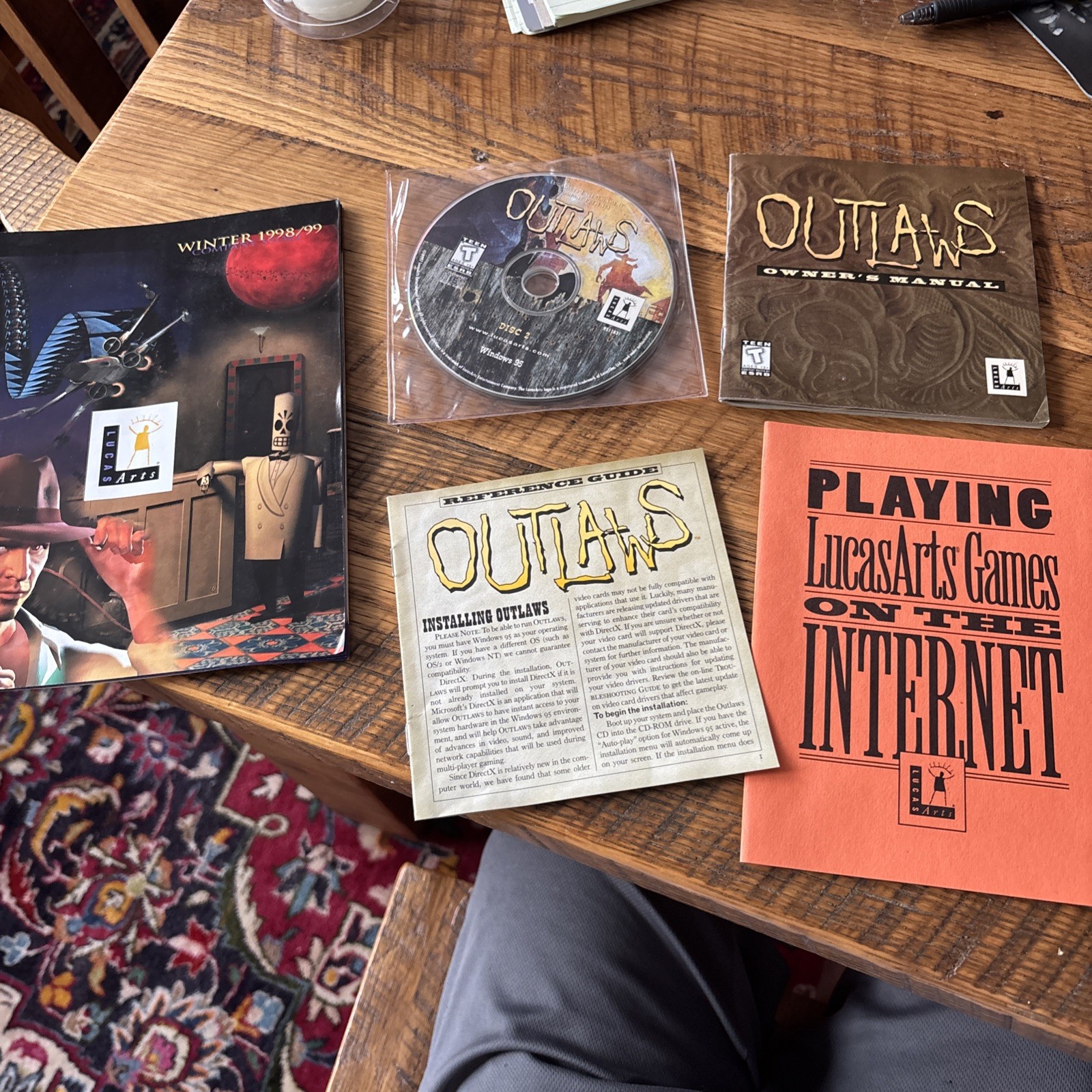 LucasArts Outlaws PC Big Box CD-ROM Game w/ Manual, T Teen FPS Shooter