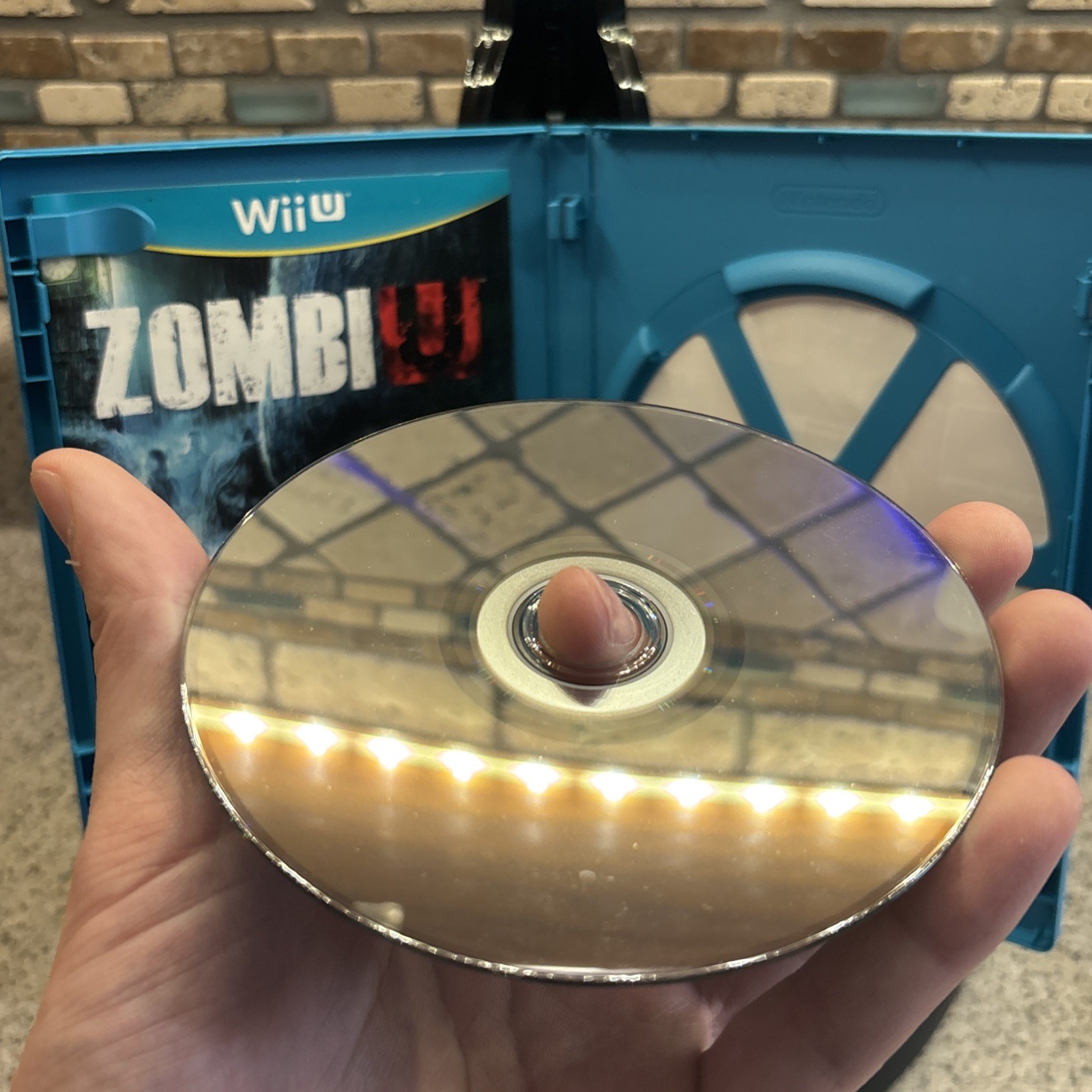 ZombiU (Nintendo Wii U, 2012)